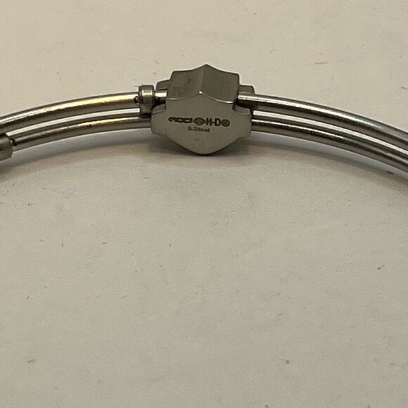 Harley Davidson, bracelet and anniversary Pin. - Picture 3 of 11